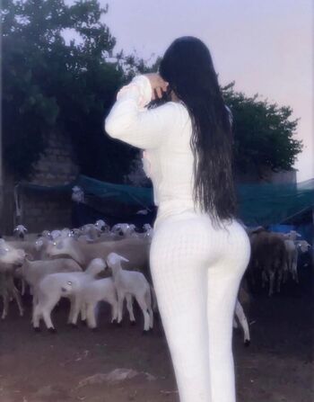 Nadiasultanx image