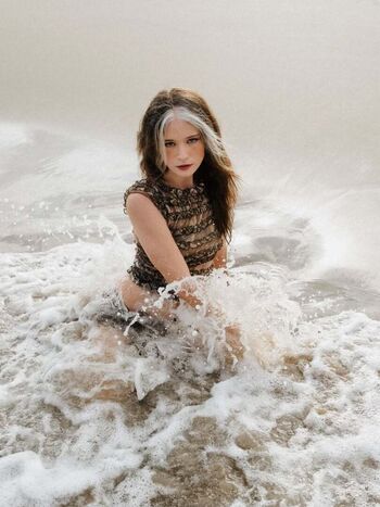 Nadine breaty image