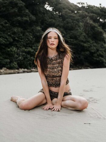 Nadine breaty image