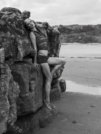 Nadinebreaty image