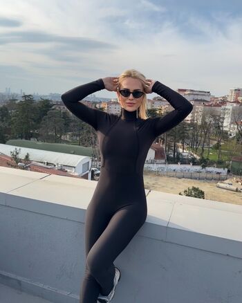 Nagihankaradere image