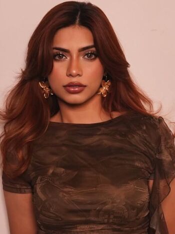 Nagma mirajkar image