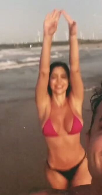 Naira avila image