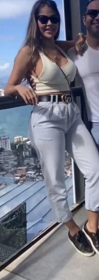 Naira avila image