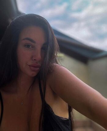 Naomi schillaci image