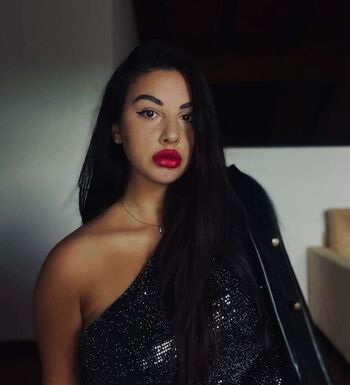 Naomi schillaci image