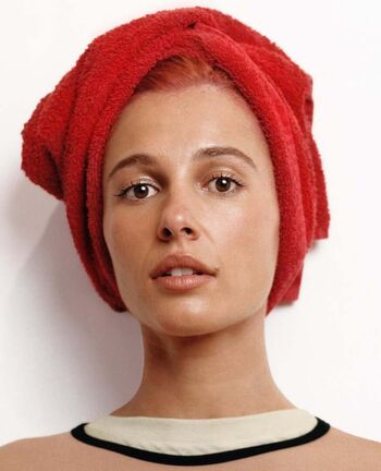 Naomi scott image