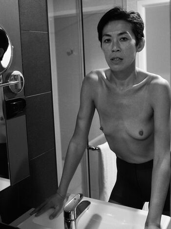 Naomi sydney image
