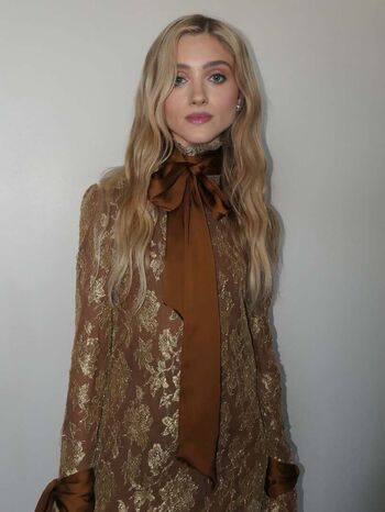 Natalia dyer image