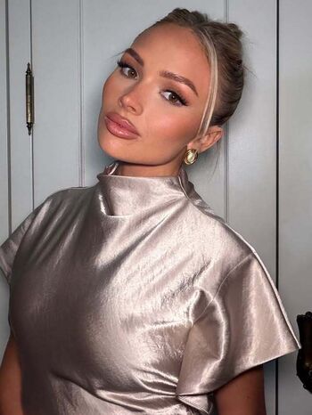 Natalie alyn lind 1 image