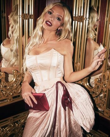 Natalie Alyn Lind