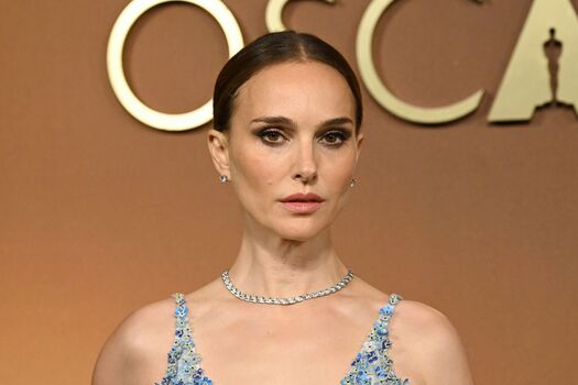 Natalie portman simp chat image