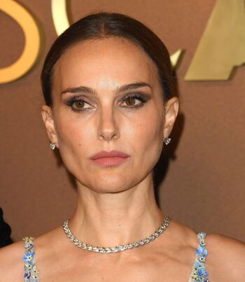 Natalie portman simp chat image