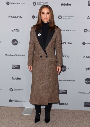 Natalie portman simp chat image