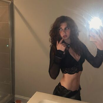 Natalie vega44 image
