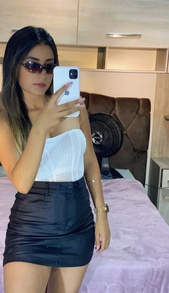 Nataly vitoria image