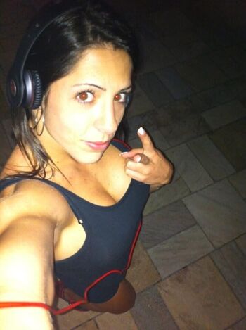 Nathalia santoro page 2 image