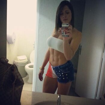 Nathalia santoro page 2 image