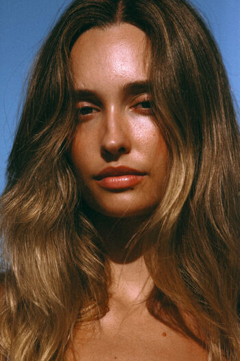 Nathalia silveira image