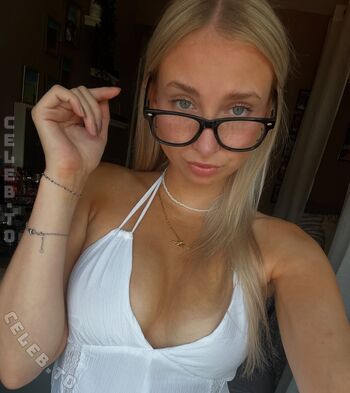 Nathalie stnr image