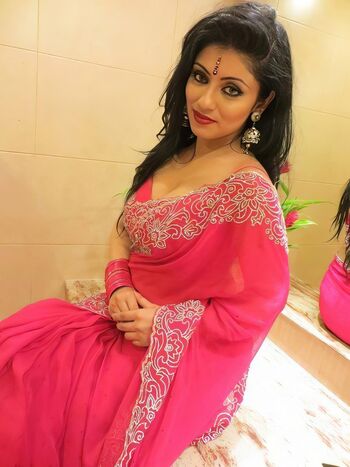 Nathasha perera page 3 image