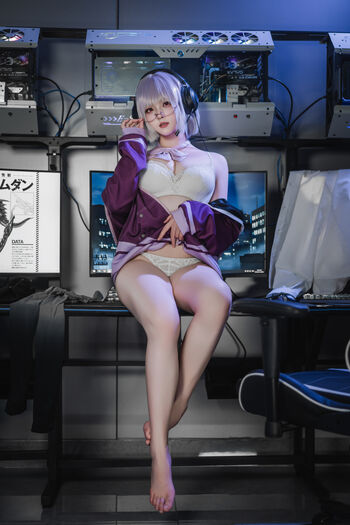 Natsuko233 page 6 image