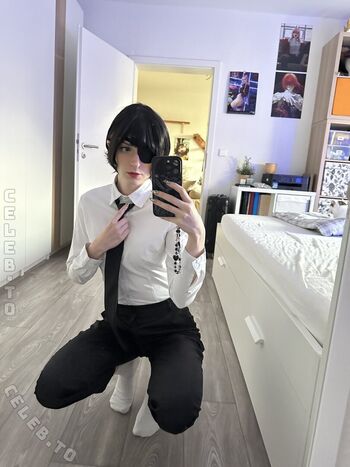 Natsuku page 2 image