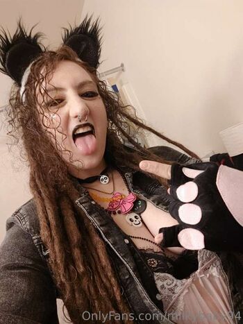 Natural & Thicc Milky Momma