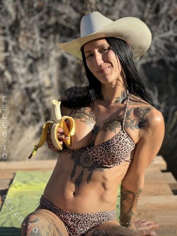 Naturally bionka image