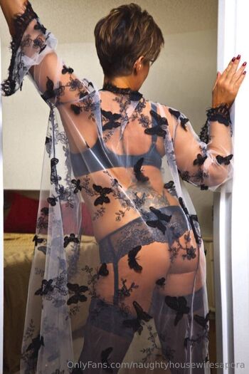 naughtyhousewifesapora