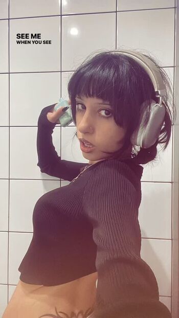 nayyoushaa-diiorcuts-g59nai