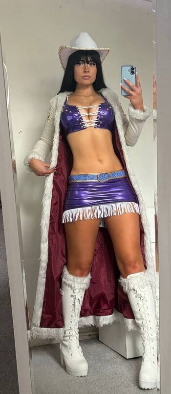 Nebulouslybecca page 2 image