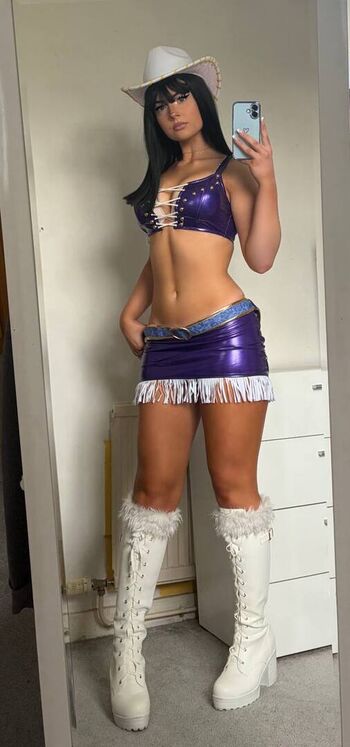 Nebulouslybecca page 2 image