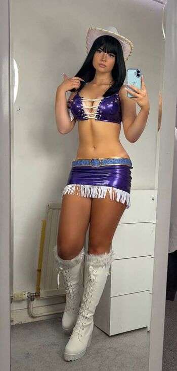 Nebulouslybecca image