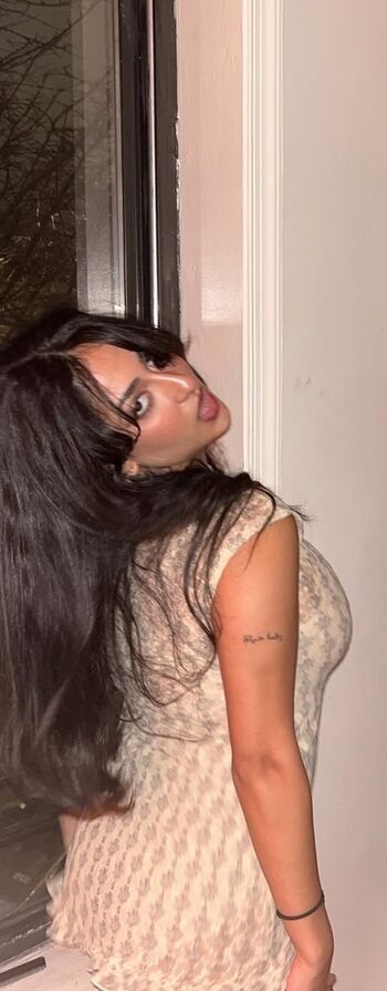 Nefertittyyy image
