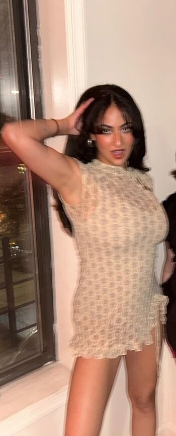 Nefertittyyy image