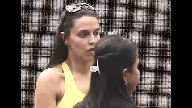 Neha dhupia image