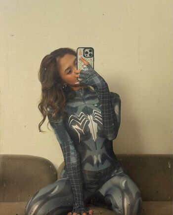 Nelissa emielda image