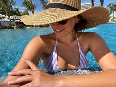 Neroli meadows image