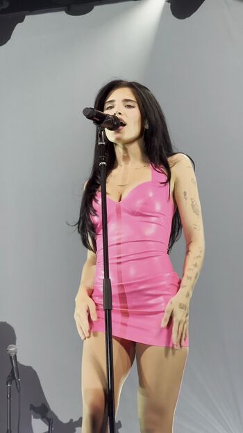 Nessa barrett image