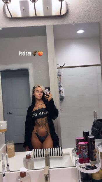 Nevaeh velez image