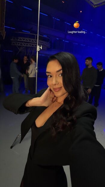 Nevina shtylla page 2 image