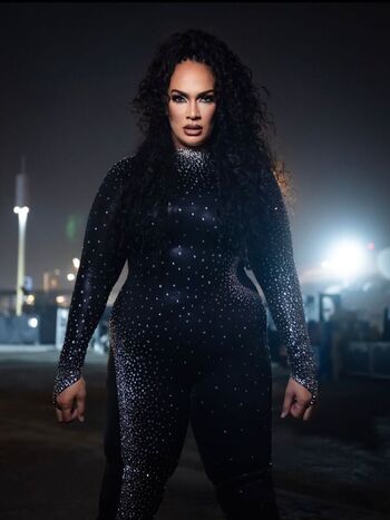 Nia jax image