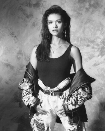 Nia peeples image