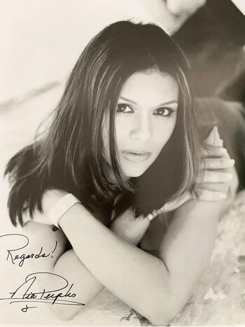 Nia peeples image