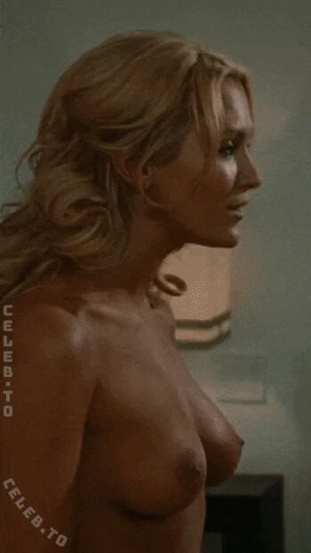Nicky Whelan