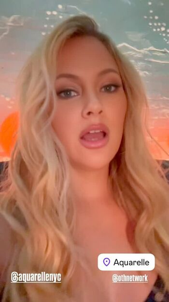 Nicole arbour image