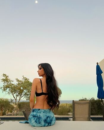 Nicole batiz image