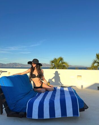 Nicole batiz image