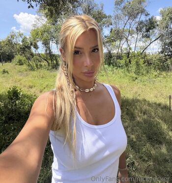 Nicole ecker 1 image